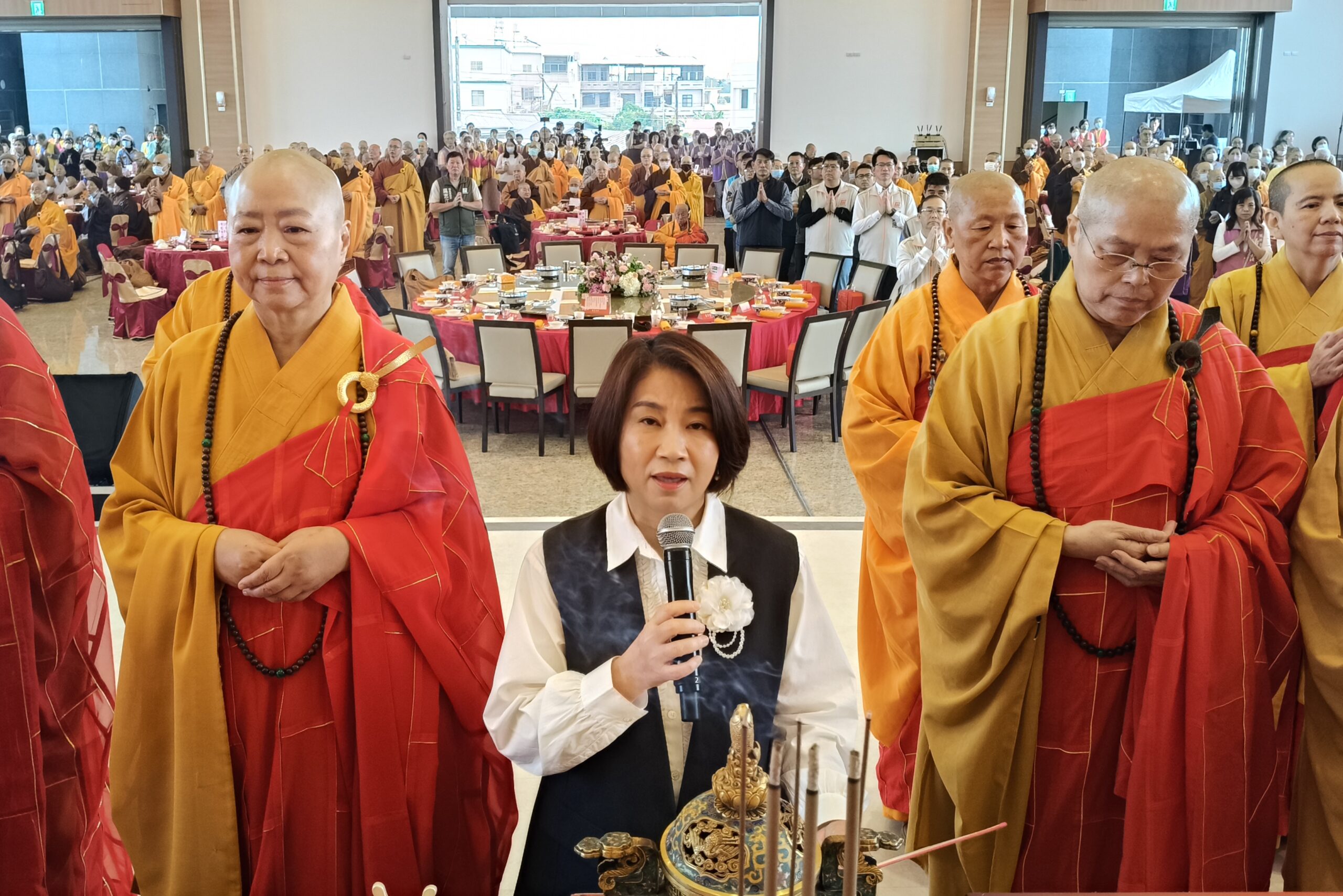 屏東宗教團體聯合迎春祈福 以愛為名匯聚善念 屏東宗教團體聯合迎春祈福 以愛為名匯聚善念