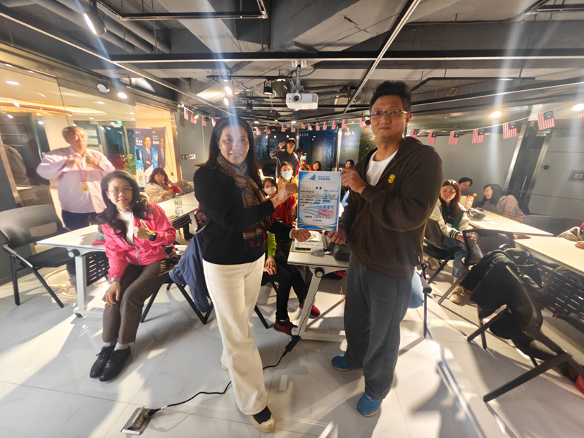 泛海商學院打造新住民培力平台　AI技能串接斜槓就業機會