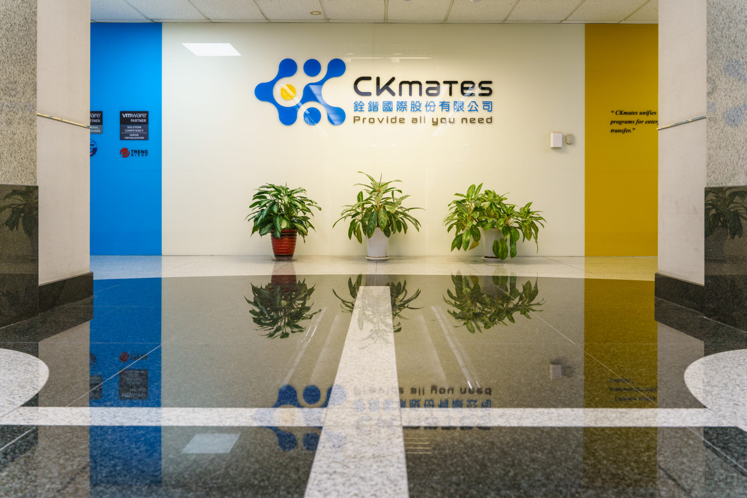 CKmates 獲 AWS Anthropic 官方授權 ! 助企業擴展生成式AI應用架構 CKmates 獲 AWS Anthropic 官方授權 ! 助企業擴展生成式AI應用架構