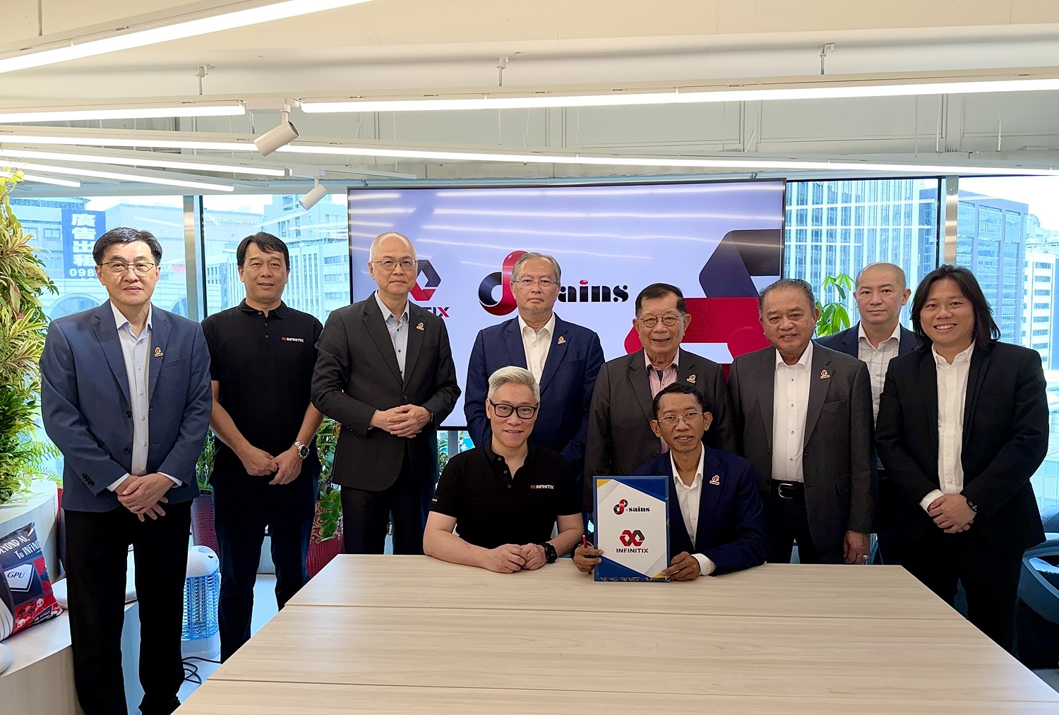 數位無限攜手馬來西亞 SAINS 布局東南亞主權AI生態